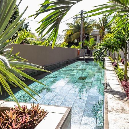 2 Bedroom Flat 15 Mins Walk From Flic En Flac Beach ภายนอก รูปภาพ