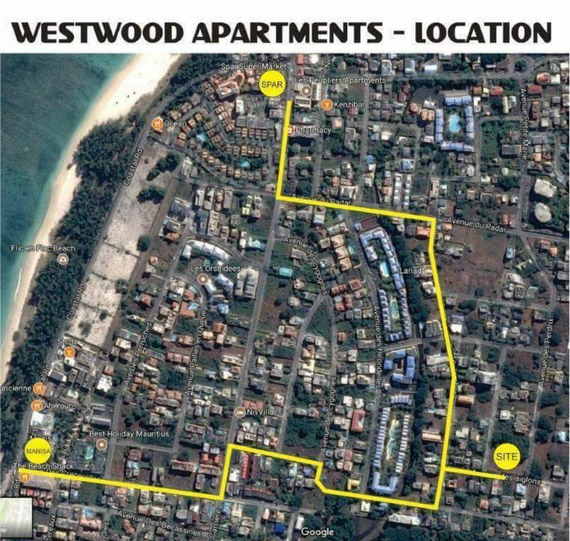 2 Bedroom Flat 15 Mins Walk From Flic En Flac Beach ภายนอก รูปภาพ